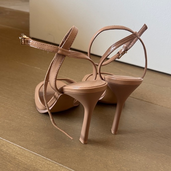 Zara NEW Tan Strappy High Heels - Picture 3 of 4